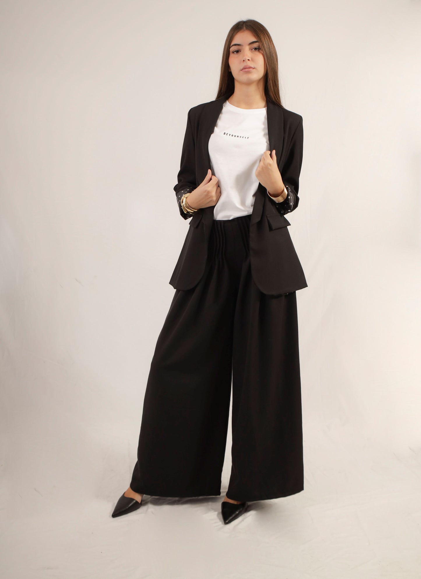 Pantalone con arricciature