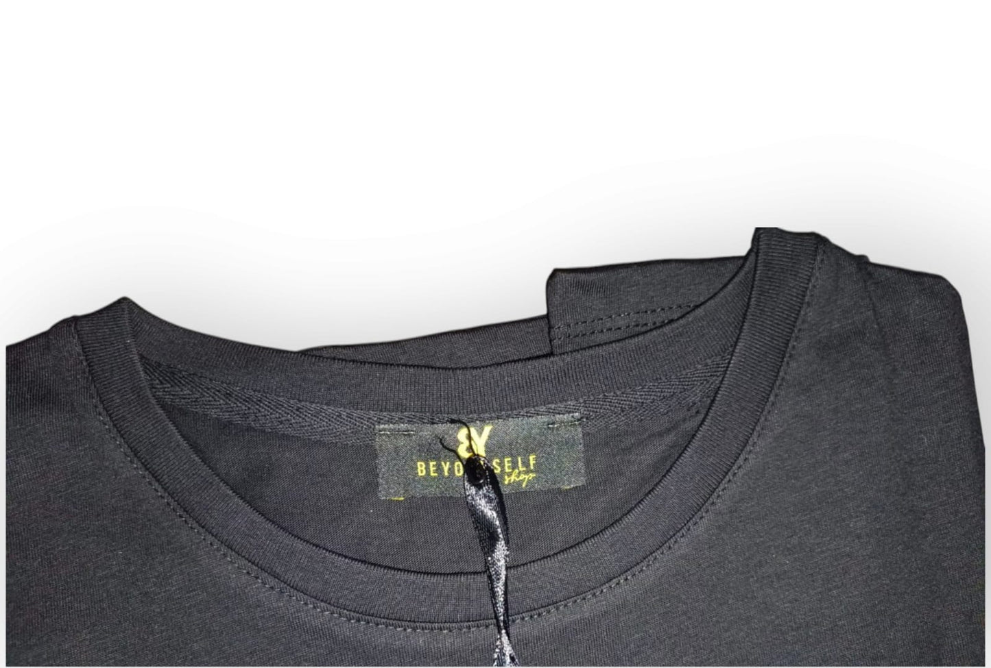 T- shirt